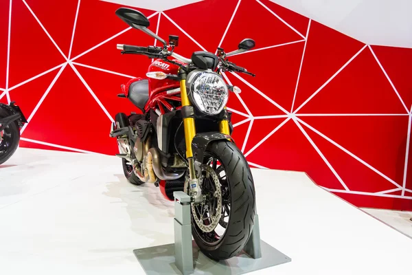 A motocicleta Ducati em exposição no 35th Bangkok International Motor Show 2014 — Fotografia de Stock