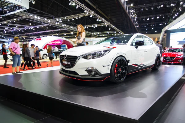 Pos model tak dikenal dengan Mazda3 baru — Stok Foto