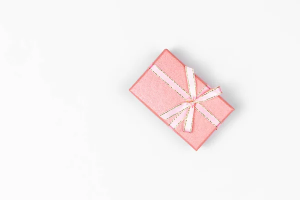 Прямоугольная Подарочная Коробка Розового Пастельного Цвета Лентой Луком Крупным Планом — стоковое фото