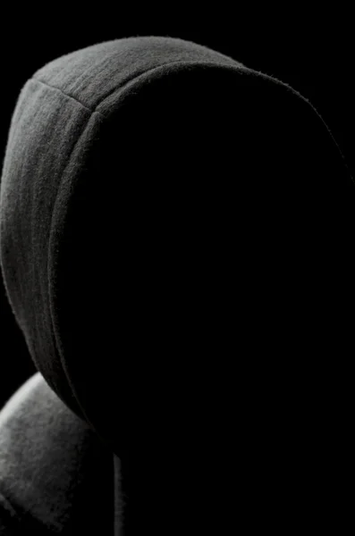 bir başlıklı adam silüeti