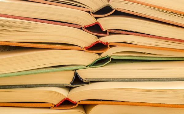 yığın açık kitap