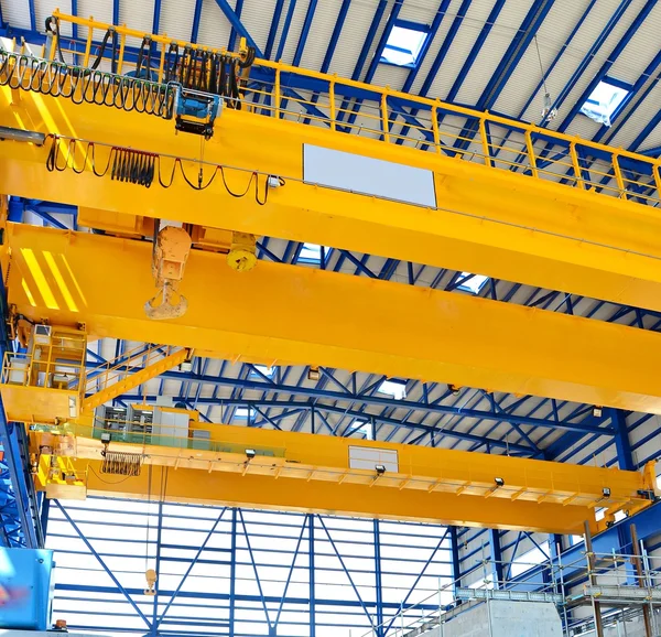 Factory overhead crane — Stock Photo, Image