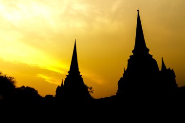 Pagoda wat phra sri sanphet tapınağında alacakaranlık