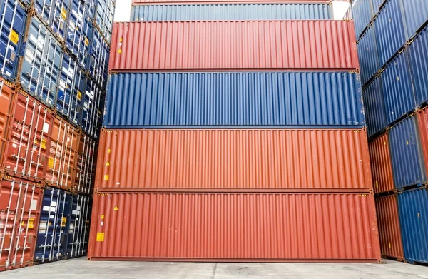 Cargo containers — Stock Photo, Image