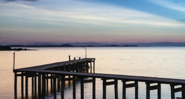 alacakaranlıkta Port ormanlık Köprüsü