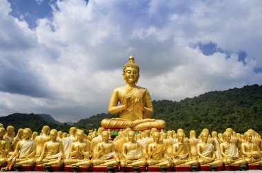 Buda heykeli magha puja Park, nakonnayok-Tayland