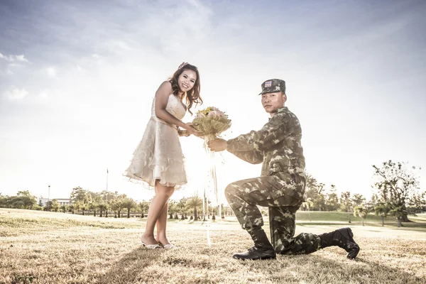 Amor de militares — Fotografia de Stock