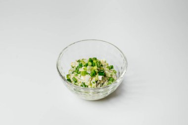 Tabakta tabak, lezzetli yemek.