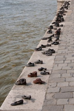 Yahudi memorial Budapeşte