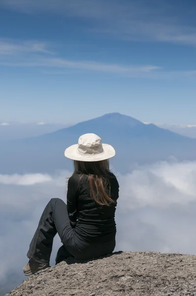 Gazing over to Mount Meru, from Kilimanjaro — Stock Photo, Image