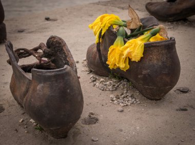 Withered flowers clipart