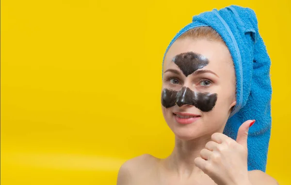 Beautiful Girl Poses Camera Black Face Mask Yellow Background Cosmetics — Stock Photo, Image