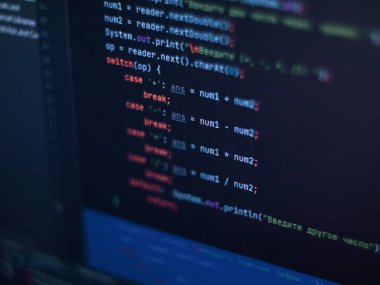 Laptop penceresinde Java kodu. IT geliştiricileri