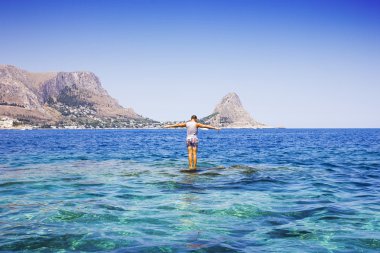 turist adlı rock üzerinde 