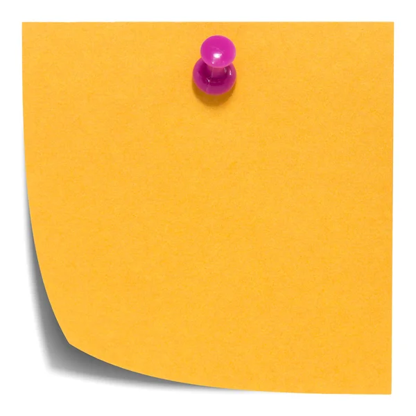 Beyaz zemin üzerinde ve gölge ile izole pembe iğne ile turuncu kare yapışkan not — Stok fotoğraf