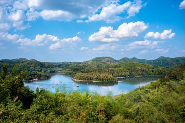 Huay Krating Leoi 'de, Tayland' ın kuzeydoğusunda güzel manzara.