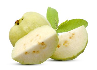 Guava meyveleri beyaz arkaplanda izole