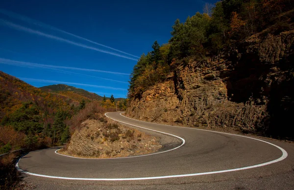 Strada Sinuosa Montagna — Foto Stock