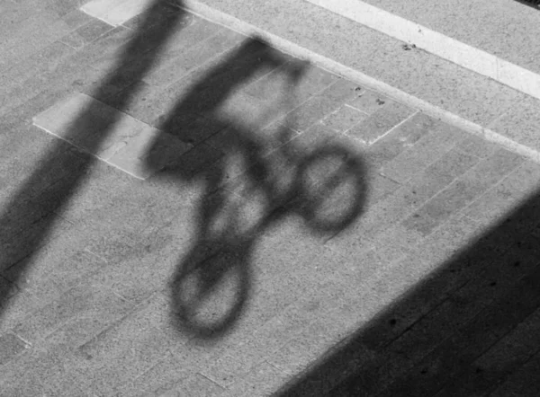Fondo Abstracto Con Una Bicicleta —  Fotos de Stock