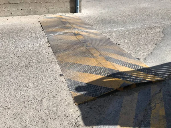 Chequered Steel Plate Road Hump Fabricated Cable Crossing Pipe Crossing — Fotografia de Stock