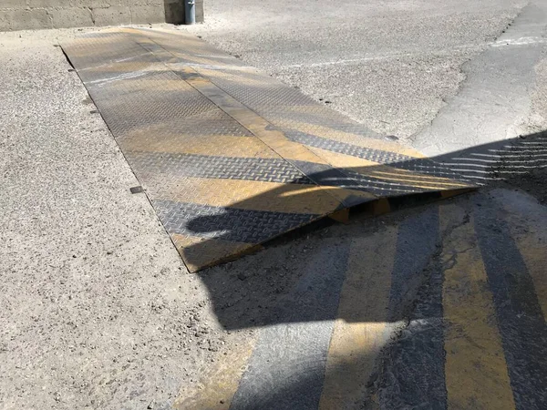 Chequered Steel Plate Road Hump Fabricated Cable Crossing Pipe Crossing — 图库照片