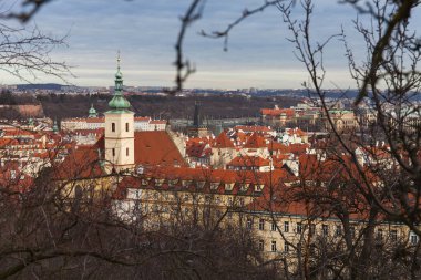 Prag eski kenti kış kaleleri Avrupa sokakları eski Avrupa
