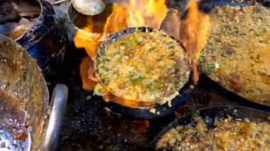 Ve yüksek ateşte daal fry 4k kısa video klibi