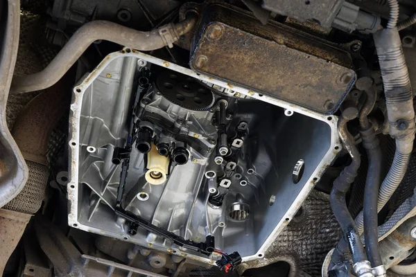 Modern Car Car Service Lift Automatic Transmission Repair — Stock Photo, Image
