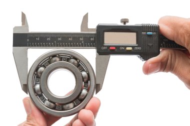Vernier kullanan adam