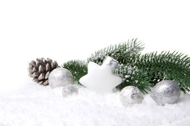 beyaz christmas dekorasyon ve gümüş