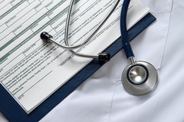 Doktor stetoskop formunda