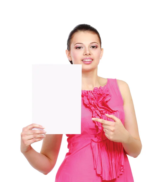 Una mujer sonriente con un espacio en blanco — Foto de Stock