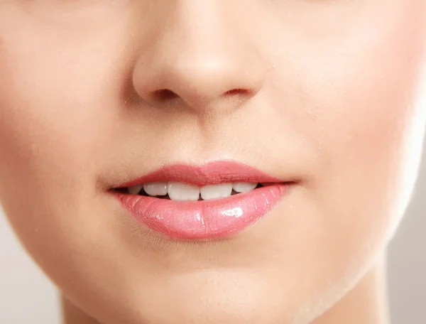 Beautiful make up of bright lips — Stock Photo, Image