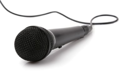 büyük, siyah bir mikrofon