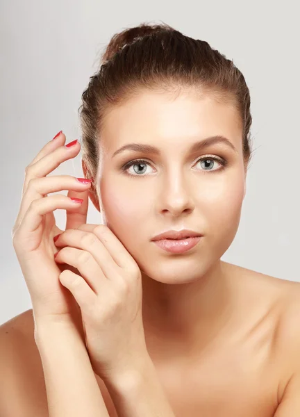 A beautiful young woman — Stock Photo, Image