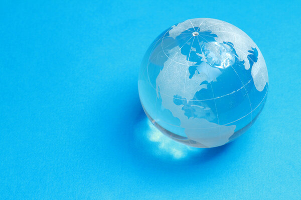 Стеклянный шар
