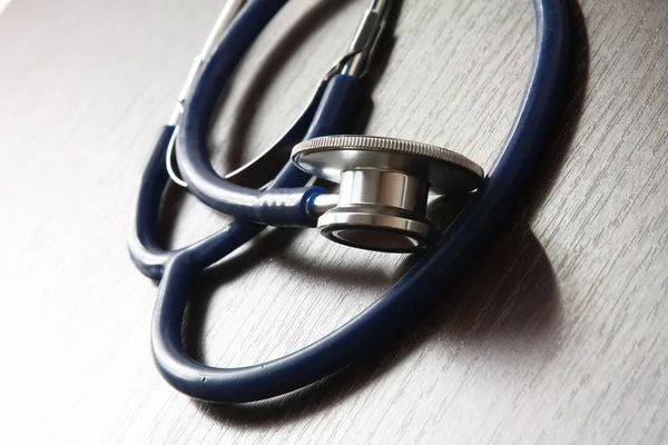 Mavi stetoskop bir close-up — Stok fotoğraf