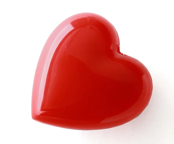 Un cuore rosso isolato su sfondo bianco. — Foto Stock
