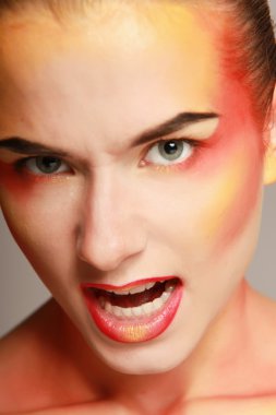 güzel parlak dudak makyaj