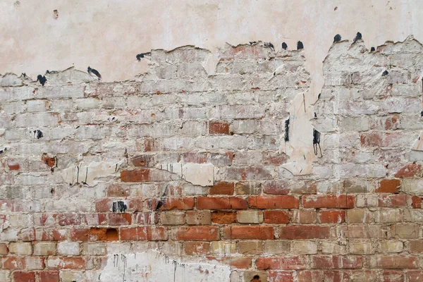 Old Vintage Red Brick Wall With Sprinkled White Plaster — Stockfoto