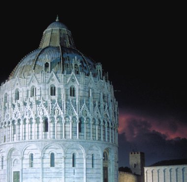 vaftizhane pisa İtalya