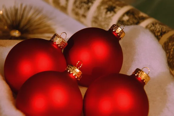 Palle rosse di Natale — Foto Stock