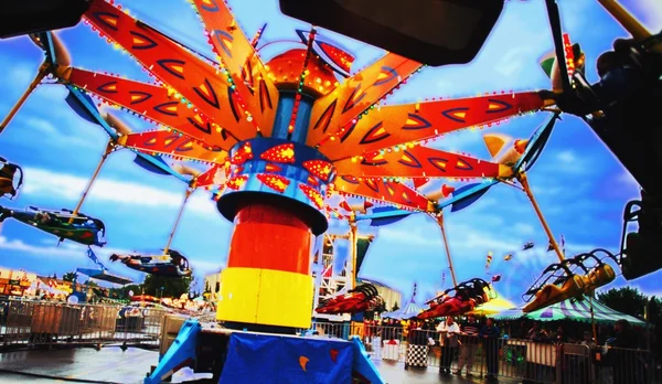 Ride At An Amusement Park — Stock Photo, Image