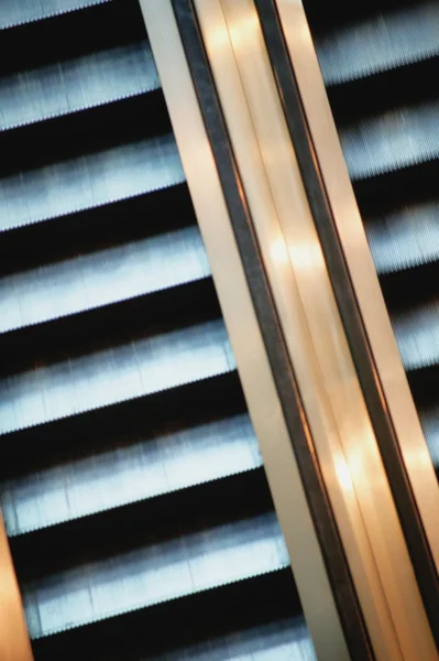 Escalator In A Building — Stock Photo, Image