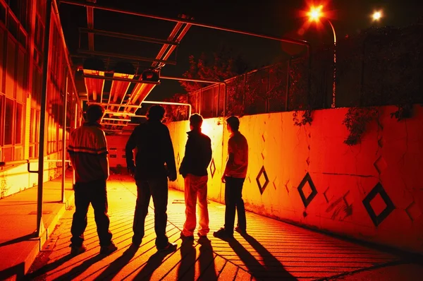 Group Hanging Out At Night — Stock Photo, Image