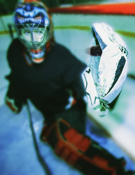 Goalie Catches Puck — Stock Photo, Image