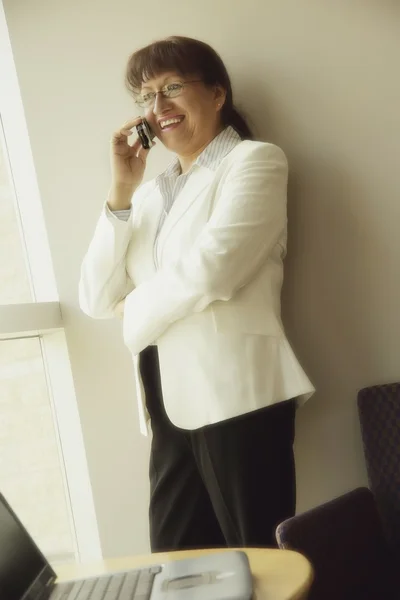 Businesswoman Talking On Phone — Stock Photo, Image