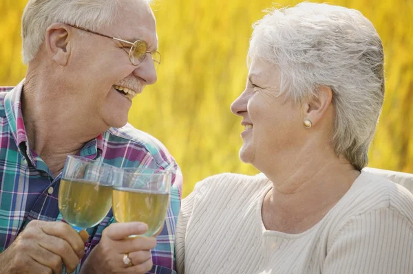 Pareja compartir un momento especial —  Fotos de Stock