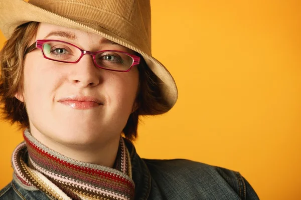 Woman With A Trendy Hat — Stock Photo, Image