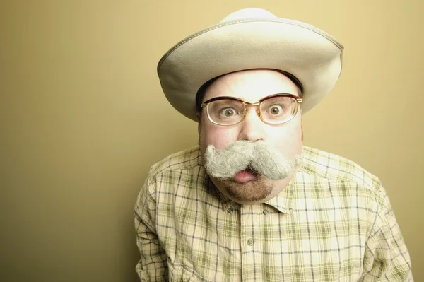 Un hombre con bigote —  Fotos de Stock